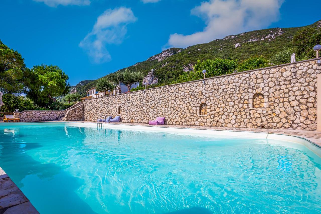 Anasa Corfu (Adults Only) Aparthotel Benitses  Exterior photo