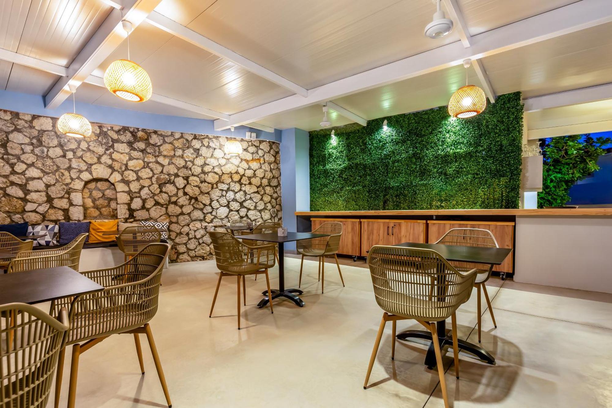 Anasa Corfu (Adults Only) Aparthotel Benitses  Exterior photo
